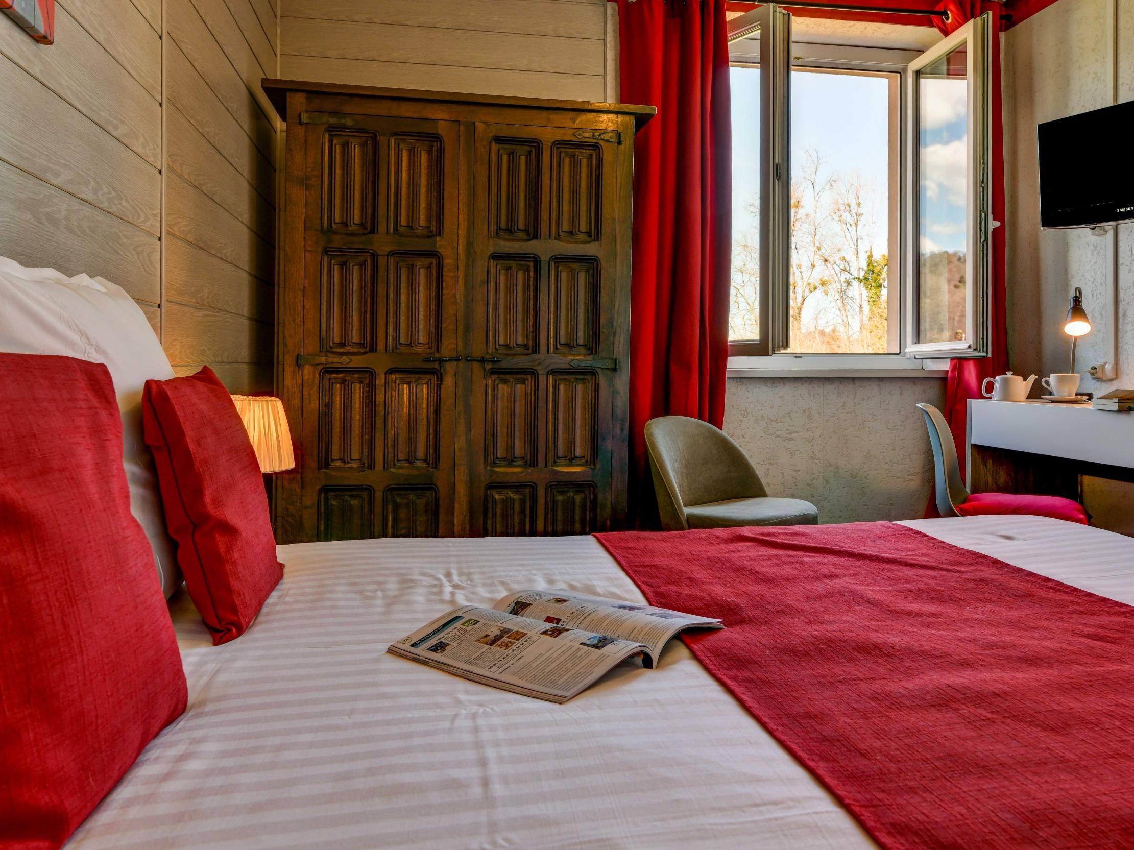 Logis Hostellerie Du Neez Gan ภายนอก รูปภาพ
