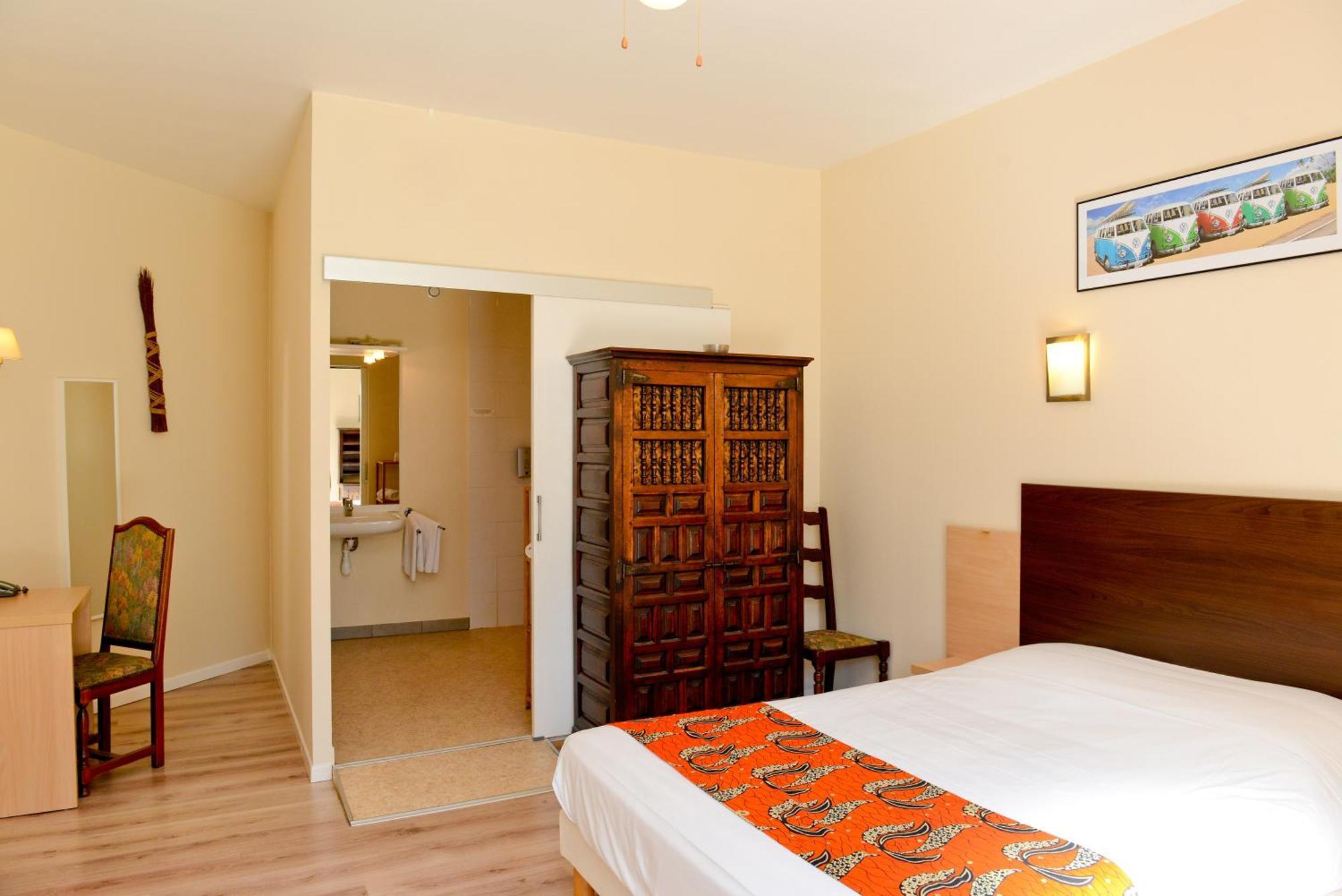 Logis Hostellerie Du Neez Gan ภายนอก รูปภาพ