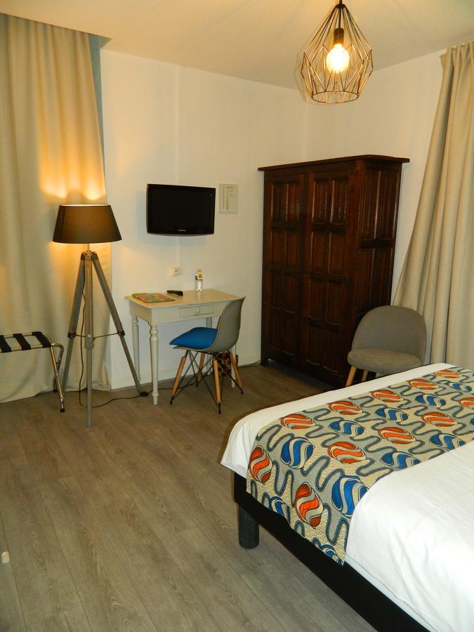 Logis Hostellerie Du Neez Gan ภายนอก รูปภาพ