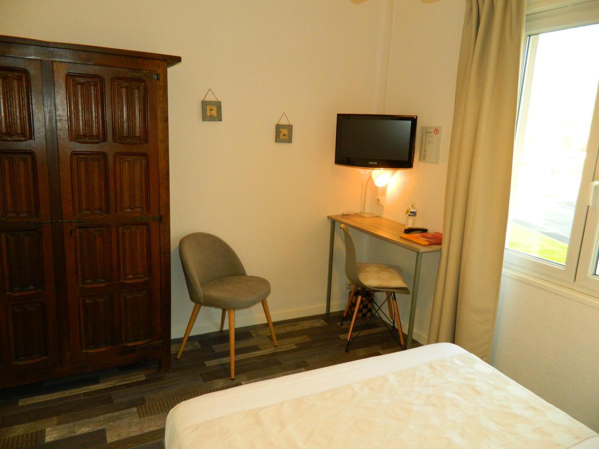 Logis Hostellerie Du Neez Gan ภายนอก รูปภาพ