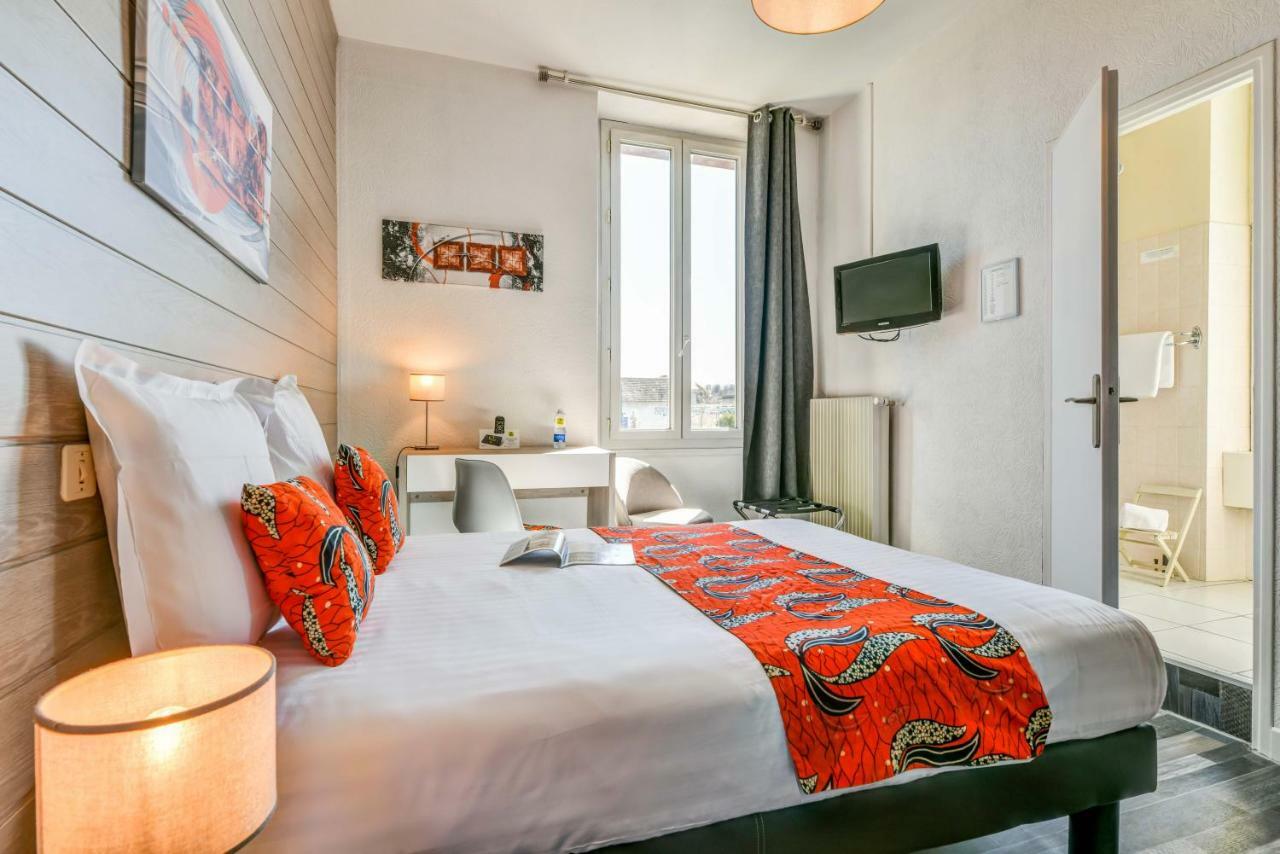Logis Hostellerie Du Neez Gan ภายนอก รูปภาพ